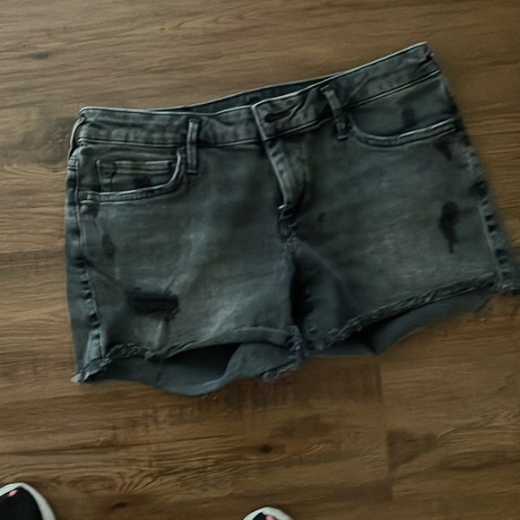 True religion shorts - Picture 2 of 3